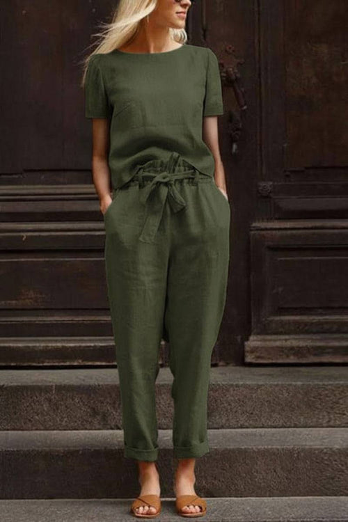 Women's relaxed cotton linen set in olive green with short-sleeve top and drawstring pants