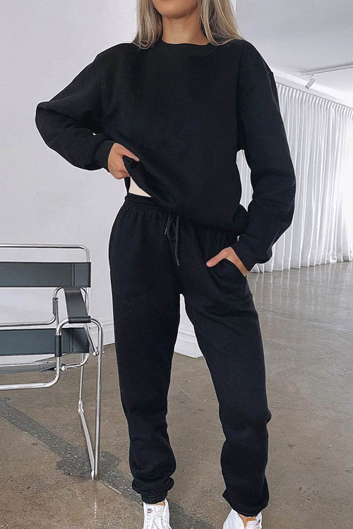 Classic Comfort Athleisure black long-sleeve sweatshirt and jogger pants set for women