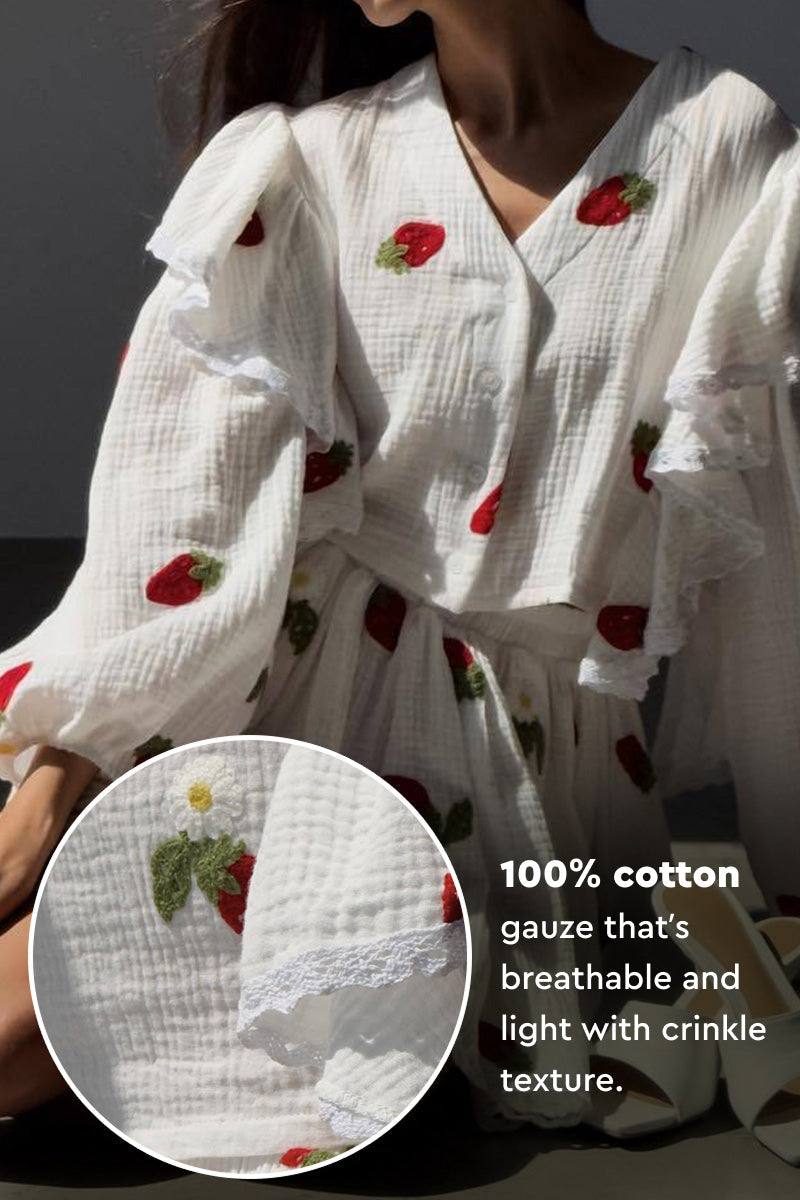 Sweet Countryside 100 Cotton breathable gauze two-piece set with strawberry print and ruffled sleeves