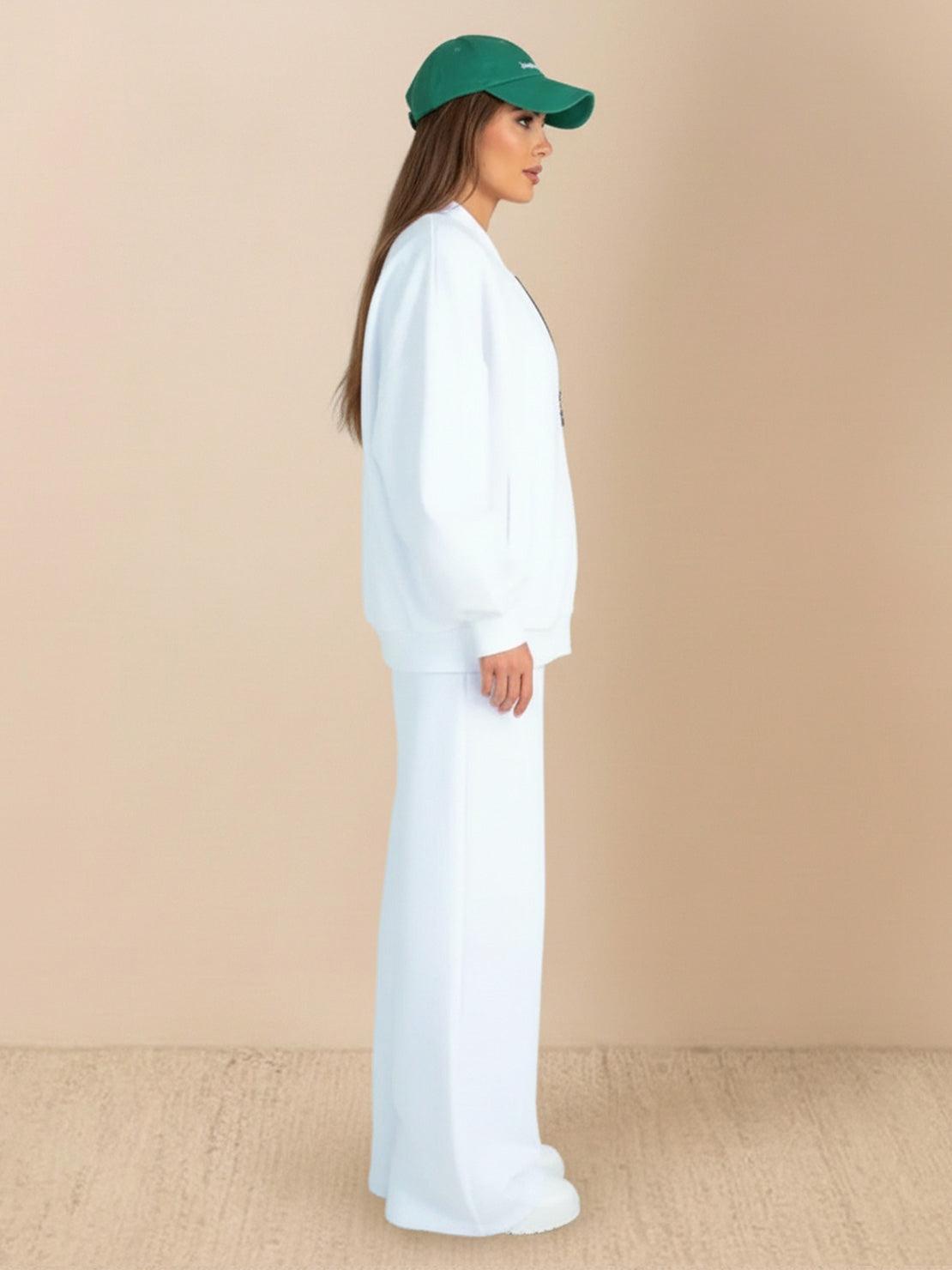 Easy Airport Lounge Set two-piece travel outfit in soft cotton-blend fabric with relaxed fit and zip-front jacket