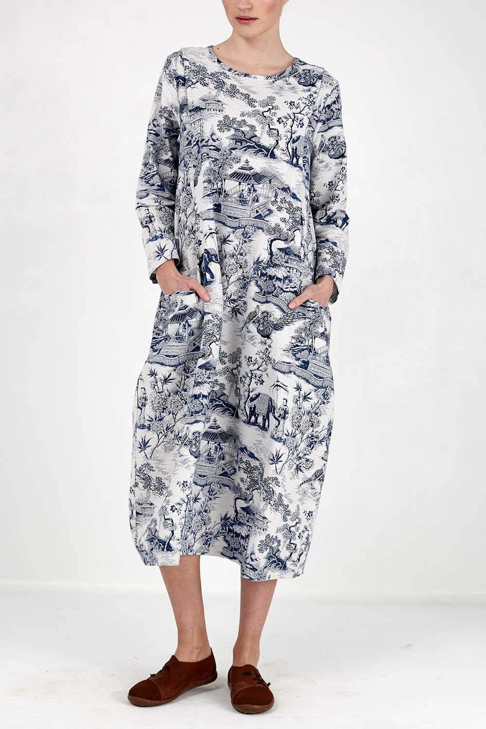 Loose fit Japanese Porcelain Print midi dress with 3/4 sleeves and two front pockets.