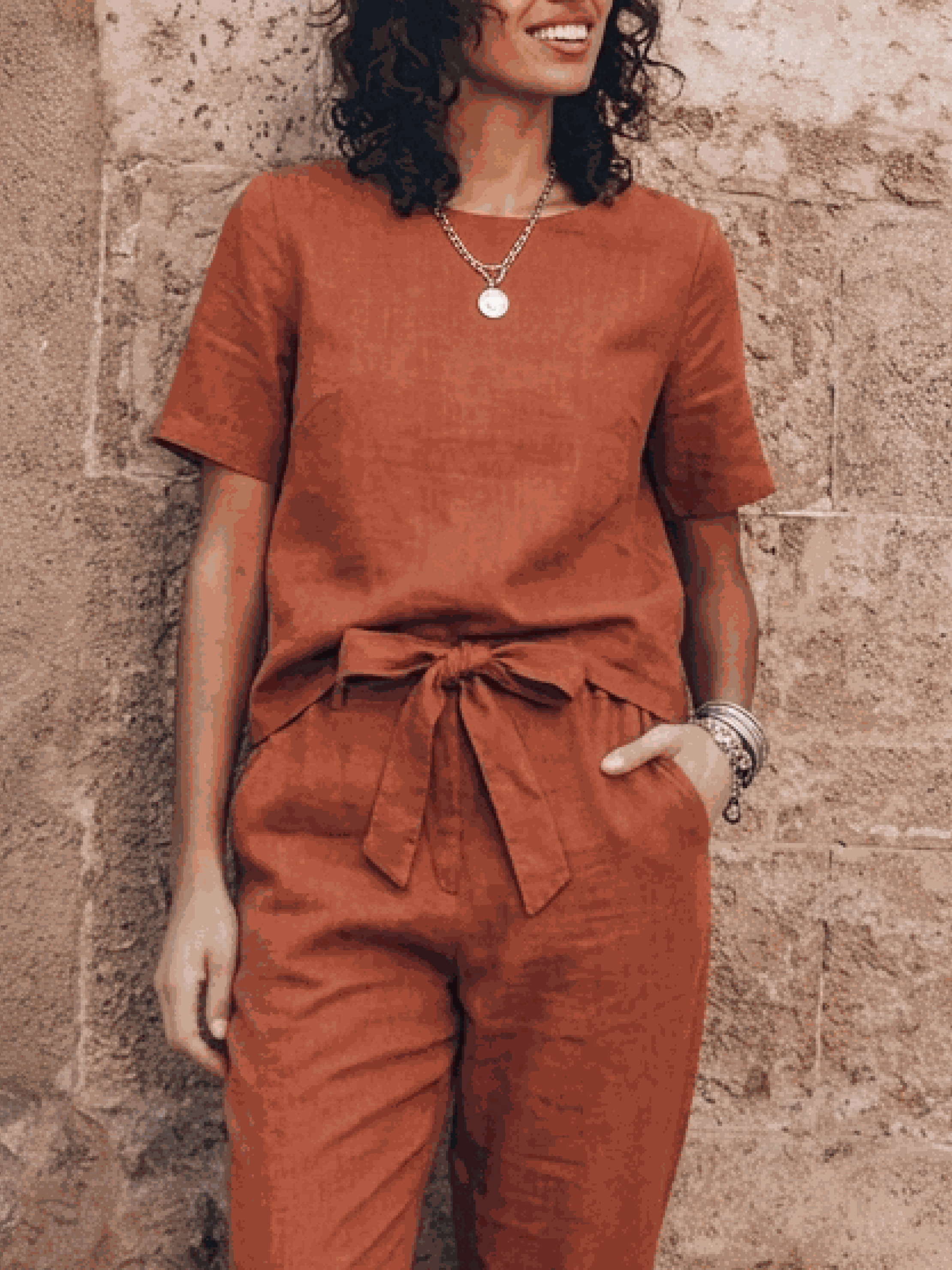 Cotton-linen set two-piece outfit with relaxed short-sleeve top and straight-leg pants in soft breathable fabric