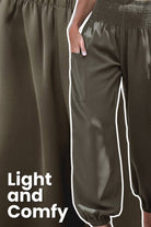 Boho Dreamer High-Waist elastic pants in olive green, light and comfy joggers with high-waist and pockets