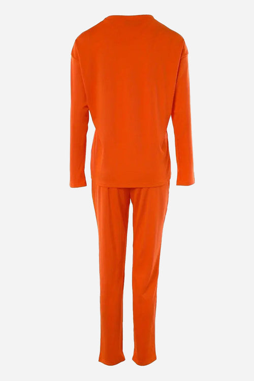 Two-Piece Set Vibrant Curves Without Limits