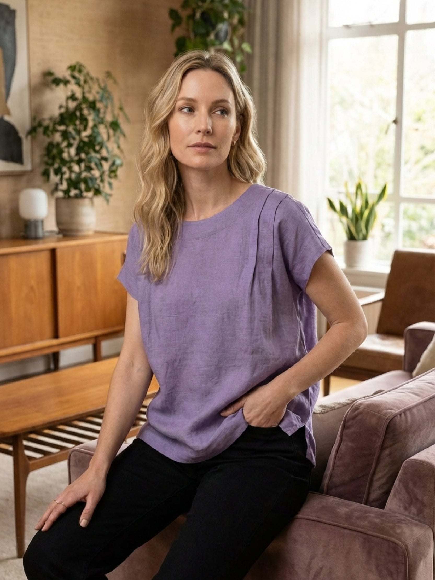 100% linen boxy cap-sleeve top with round scoop neck and hip-length hem