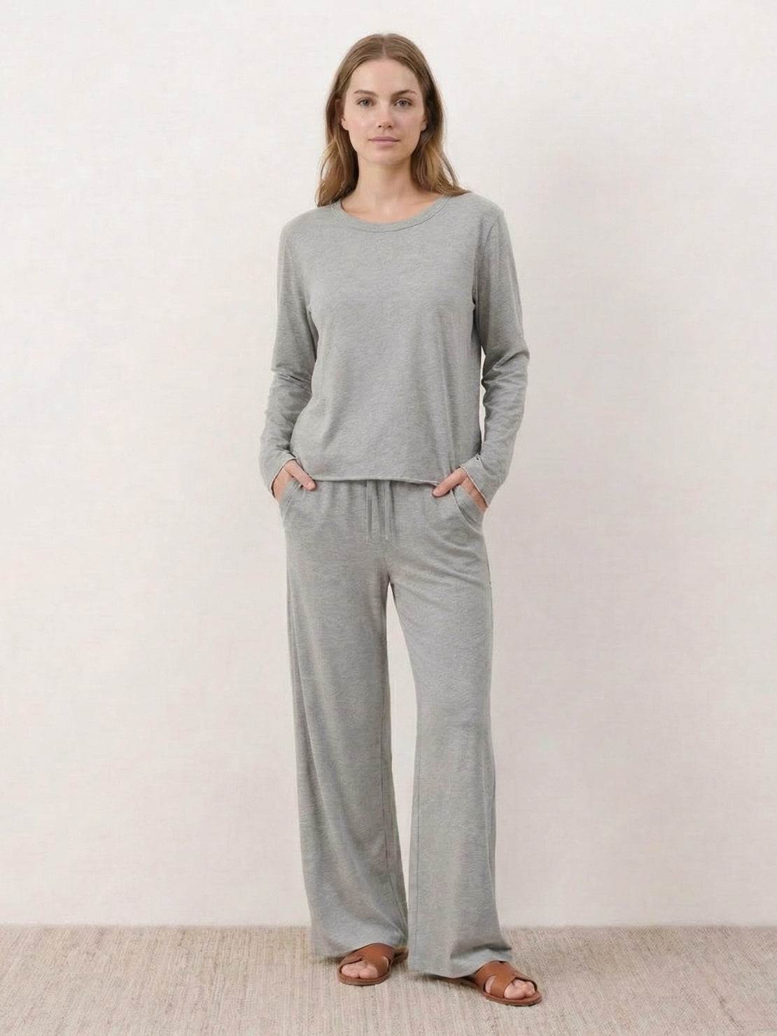 Cotton-Linen Lounge Set with short-sleeve or long-sleeve cropped tops and wide-leg pants in breathable fabric
