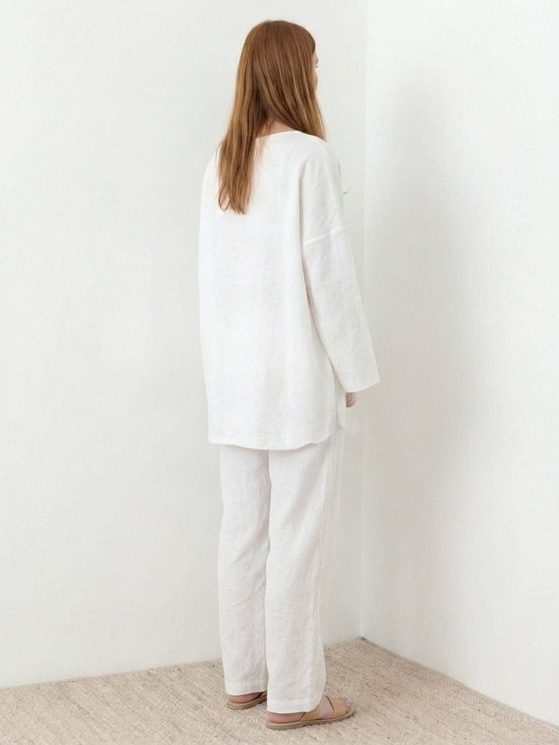 Everyday fashion loose-fit two-piece matching set with comfortable breathable fabric and relaxed style