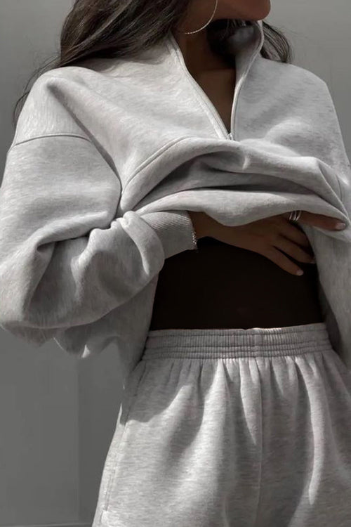 Athleisure at its Finest: Cotton-Blended Two-Piece Tracksuit
